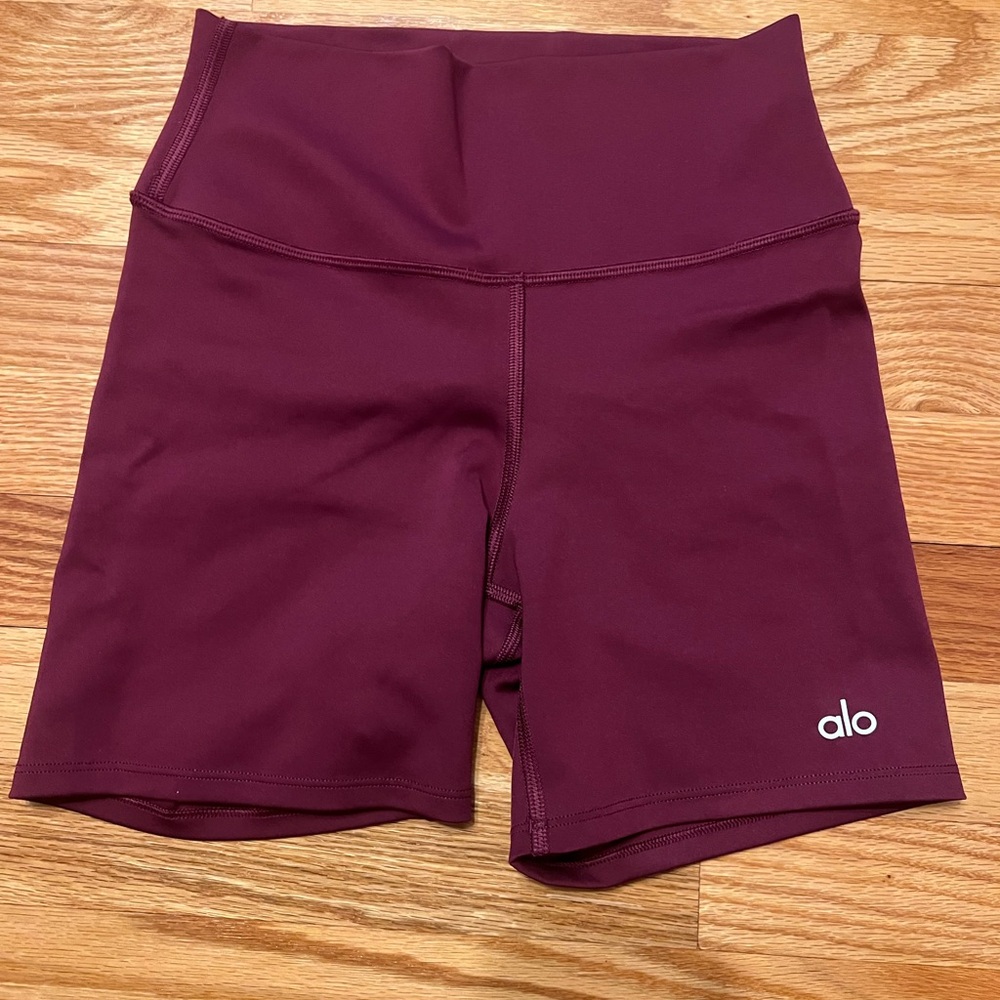 Alo air lift shorts